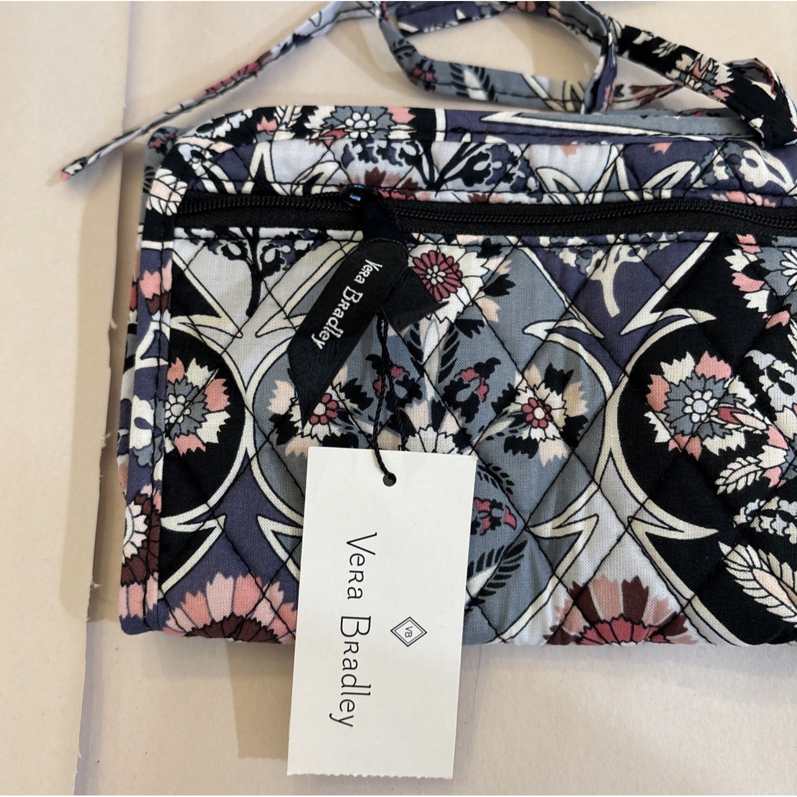 Vera Bradley âOrnate Bloomsâ Curling Iron & Flat Iron Cover. Nwt. Gray Pink